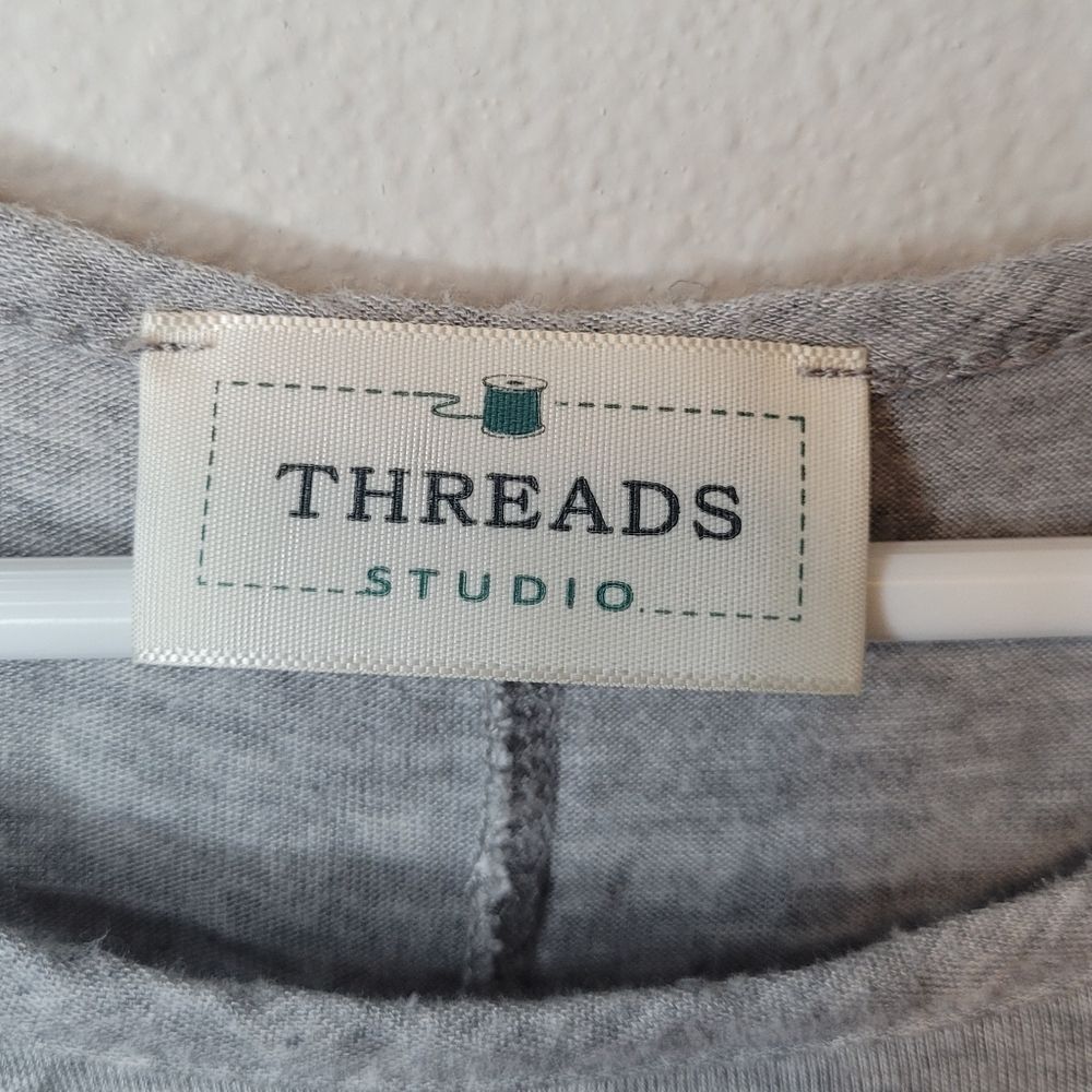 Threads Studio American Flag Split Side Tank - Picture 2 of 3